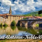 De Lacrouzette Avec Piscine Chauffee Et Bain Balneo Proche D'albi Semesterbostad Saint-Benoit-de-Carmaux