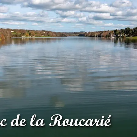 De Lacrouzette Avec Piscine Chauffee