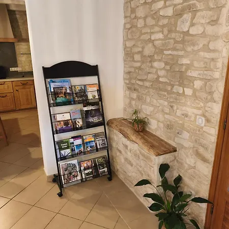 Semesterbostad De Lacrouzette Avec Piscine Chauffee Saint-Benoit-de-Carmaux