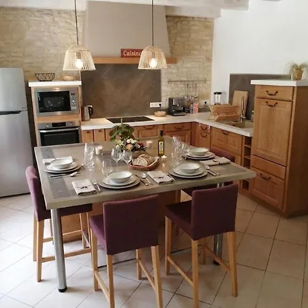 De Lacrouzette Avec Piscine Chauffee Et Bain Balneo Proche D'albi *