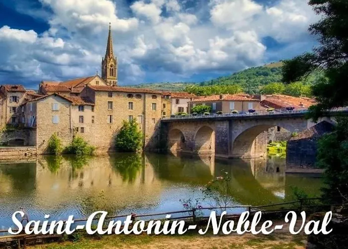 De Lacrouzette Avec Piscine Chauffee Et Bain Balneo Proche D'albi Дом отдыха Saint-Benoit-de-Carmaux