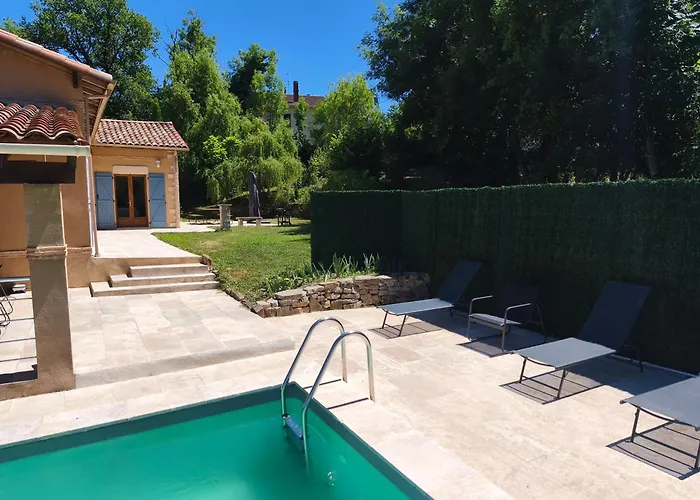 Vakantiehuis De Lacrouzette Avec Piscine Chauffee Et Bain Balneo Proche D'albi *