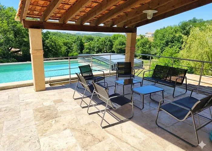 De Lacrouzette Avec Piscine Chauffee Et Bain Balneo Proche D'albi Дом отдыха