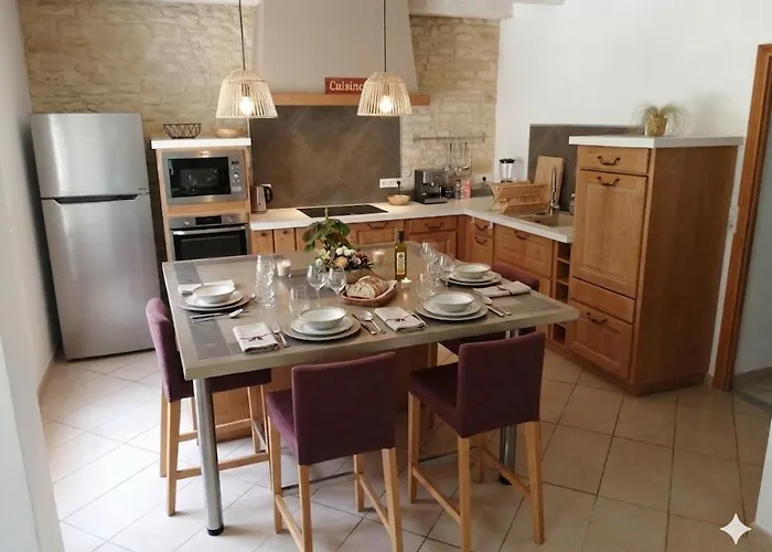 De Lacrouzette Avec Piscine Chauffee Et Bain Balneo Proche D'albi *