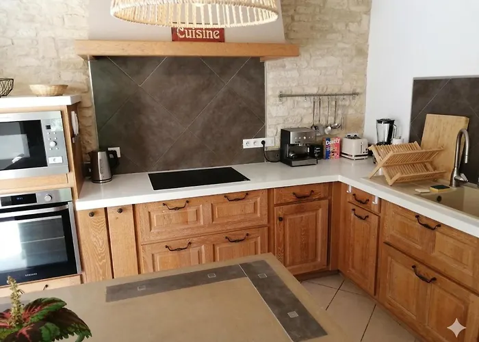 De Lacrouzette Avec Piscine Chauffee Et Bain Balneo Proche D'albi Дом отдыха Saint-Benoit-de-Carmaux