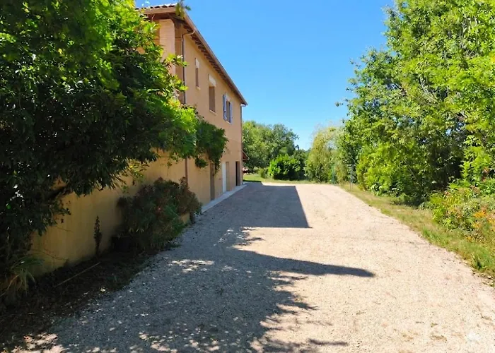 De Lacrouzette Avec Piscine Chauffee Et Bain Balneo Proche D'albi * Saint-Benoit-de-Carmaux